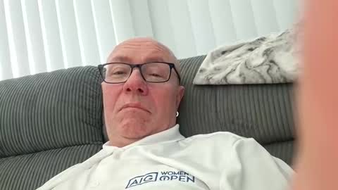 211skoosh online show from April 5, 6:22 pm