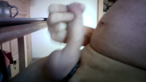 28wombat12 online show from August 14, 6:17 am