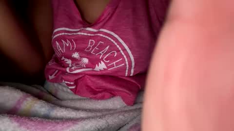 Colombian bunny online show from May 27, 6:26 am
