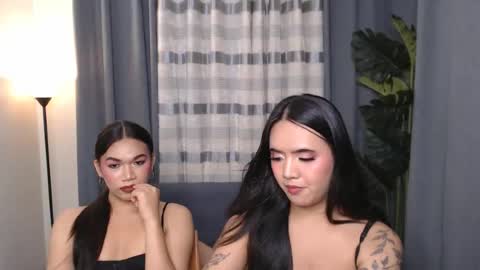 2hotblowjob694uxxx online show from August 13, 9:51 pm