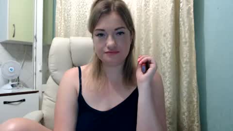 3sweetcandy3 online show from June 22, 10:54 pm