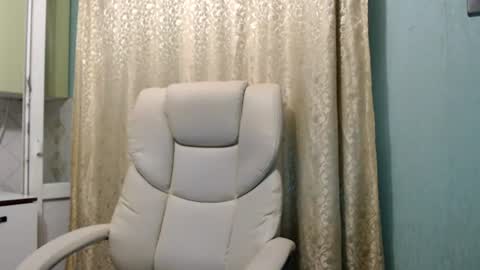 3sweetcandy3 online show from July 1, 10:55 pm