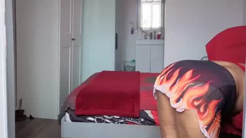 Sexy-Gujju online show from August 15, 10:30 am