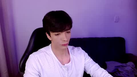 420_user online show from August 8, 6:46 am