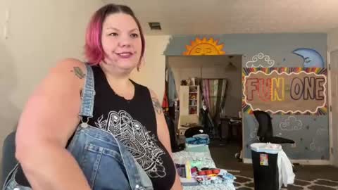 Betty Boobs online show from August 12, 1:24 pm