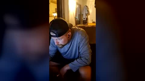 420happydaz online show from August 2, 3:46 am