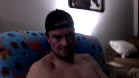 4djmoore online show from April 3, 6:32 am