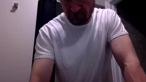4djmoore online show from April 11, 4:56 am