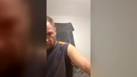 4djmoore online show from August 14, 12:36 am