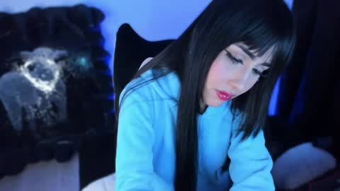     online show from May 15, 4:23 am