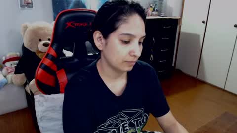 lucero online show from June 9, 7:31 pm