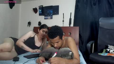 69blackwhite online show from August 5, 11:14 pm