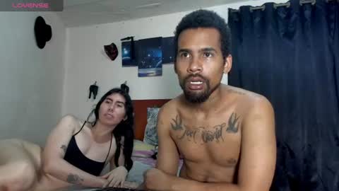 69blackwhite online show from August 7, 4:07 pm