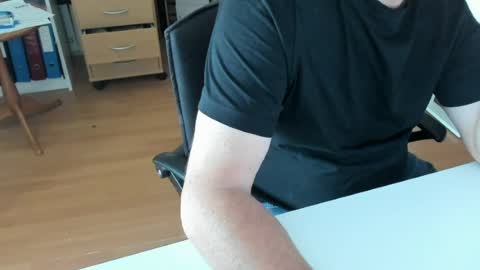69pifpaf online show from August 14, 7:01 am