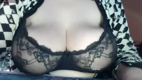 6_dream_9 online show from August 11, 4:09 pm
