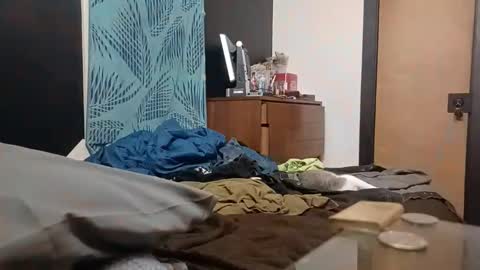 6punkie9 online show from May 4, 6:51 am