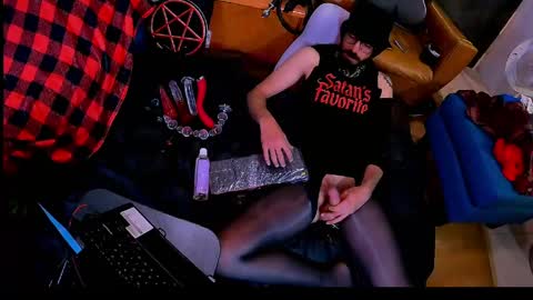 6thSIN online show from April 2, 11:57 pm