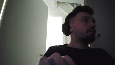 8inchdude93 online show from July 19, 7:32 am