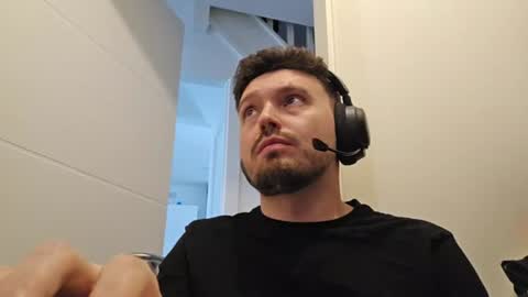 8inchdude93 online show from July 23, 12:07 pm