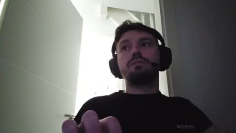 8inchdude93 online show from August 15, 1:26 pm