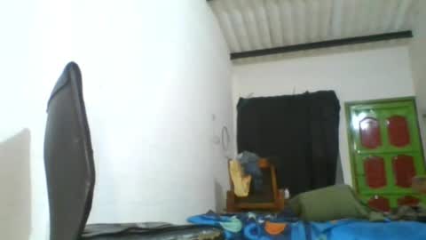 8inchesedger online show from July 16, 1:50 am