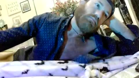 90210screamer online show from April 7, 11:15 am