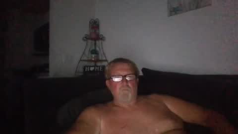 9gecko696969 online show from June 12, 3:13 am