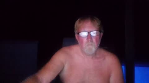 9gecko696969 online show from June 13, 5:59 am