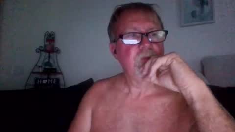 9gecko696969 online show from August 2, 11:28 am