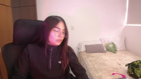 abby 3 online show from July 31, 6:46 pm