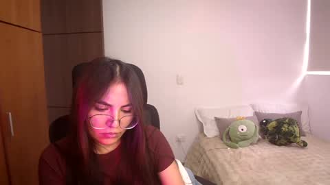 abby 3 online show from August 5, 6:50 pm