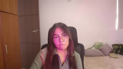 abby 3 online show from August 12, 3:47 pm