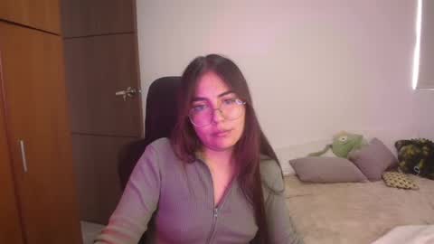 abby 3 online show from August 12, 5:59 pm