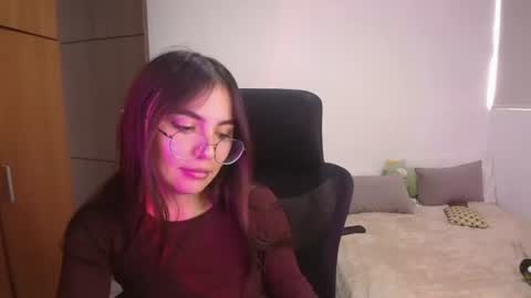 abby 3 online show from August 14, 6:00 pm