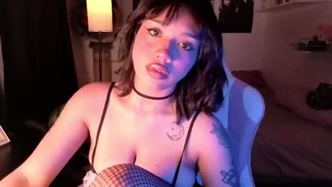 abigaill online show from June 13, 7:16 am