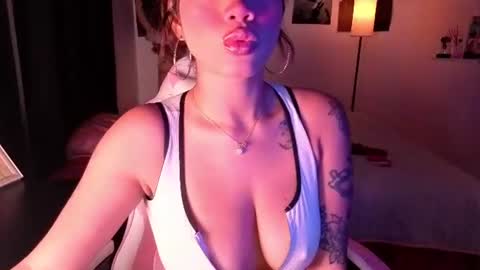 abigaill online show from July 25, 7:23 am