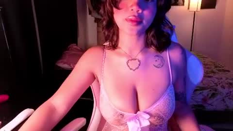 abigaill online show from August 14, 6:17 am