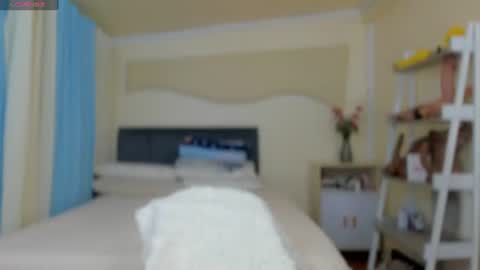 CAROLINE online show from August 11, 1:24 pm