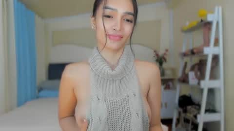 CAROLINE online show from August 12, 3:03 pm