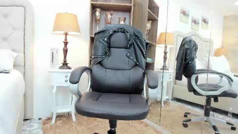 _alana_johnson online show from September 3, 1:25 pm