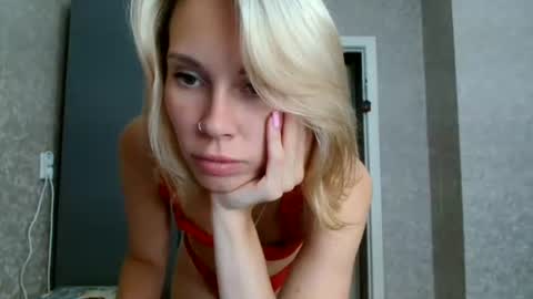 _alex1819 online show from August 11, 8:27 am