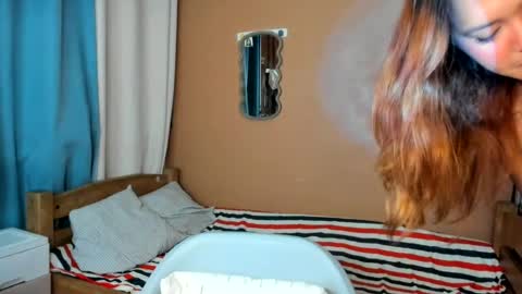 _alexa14 online show from August 11, 11:56 am