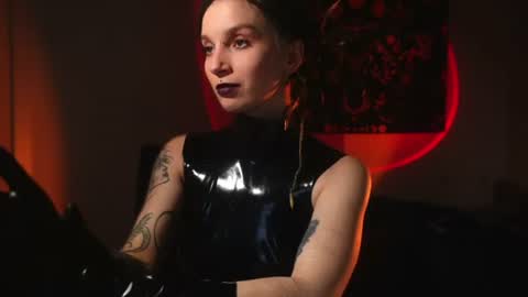 Alice Morrison Mistress Peyote online show from June 18, 6:08 pm