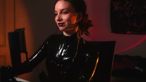 Alice Morrison Mistress Peyote online show from June 21, 8:31 pm