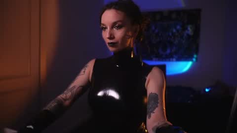 Alice Morrison Mistress Peyote online show from June 22, 6:30 pm