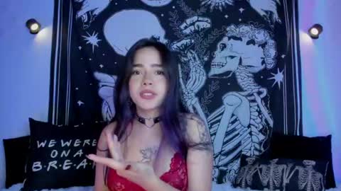 _alicesasha_ online show from June 15, 7:39 am
