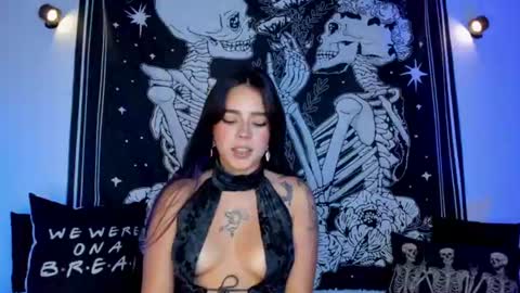 _alicesasha_ online show from July 4, 9:44 am