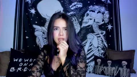 _alicesasha_ online show from August 18, 9:04 am