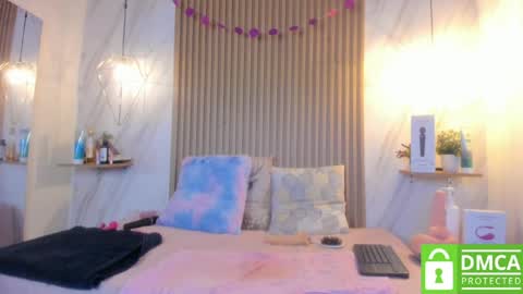 alisson online show from August 14, 11:47 am