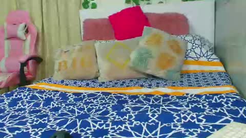 ask me  online show from August 3, 3:02 am